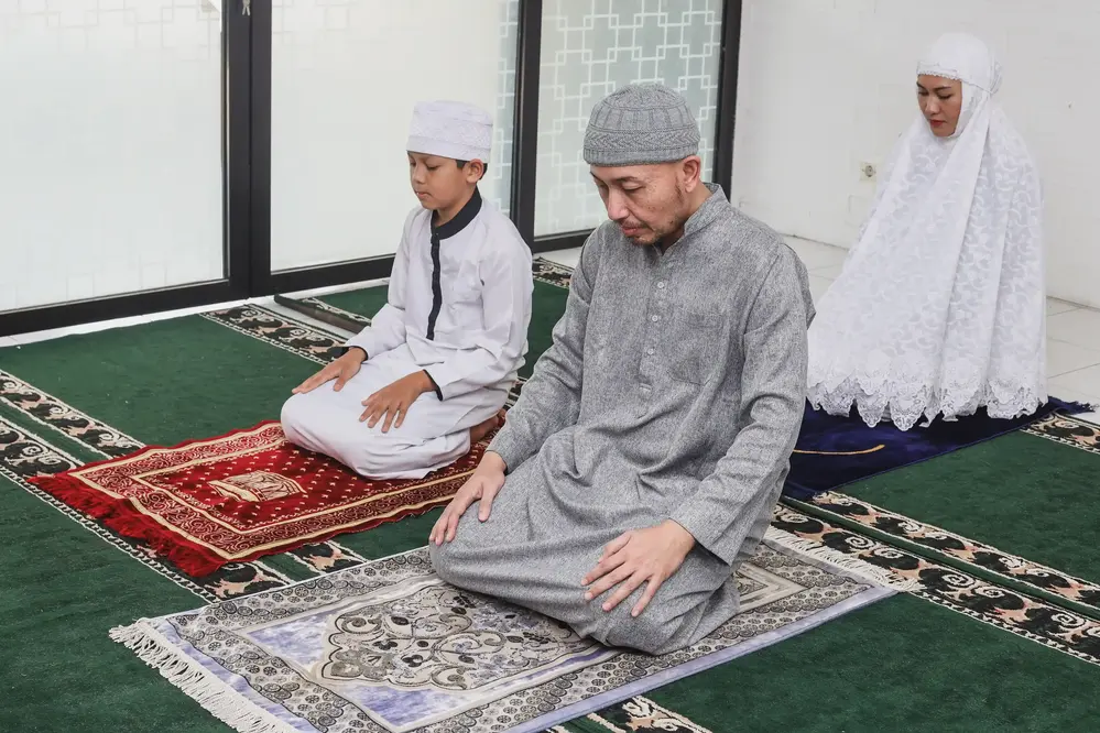 Amalan yang Bisa Menyelamatkan Dari Siksa Kubur