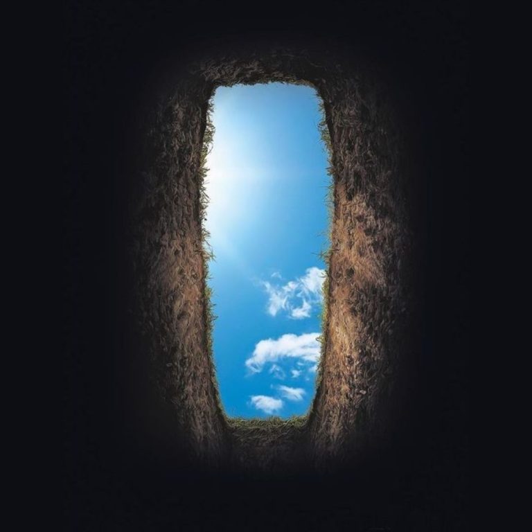 ukuran liang lahat di Indonesia